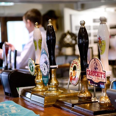 The Boars Head Hotel Long Preston Buitenkant foto